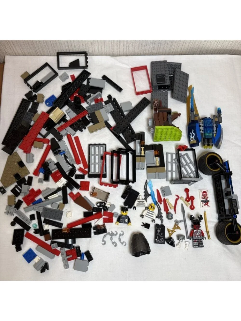 LEGO Loose Lot Ninjago City Police Island Jays Jet Mixed Bricks Bulk Piece Parts
